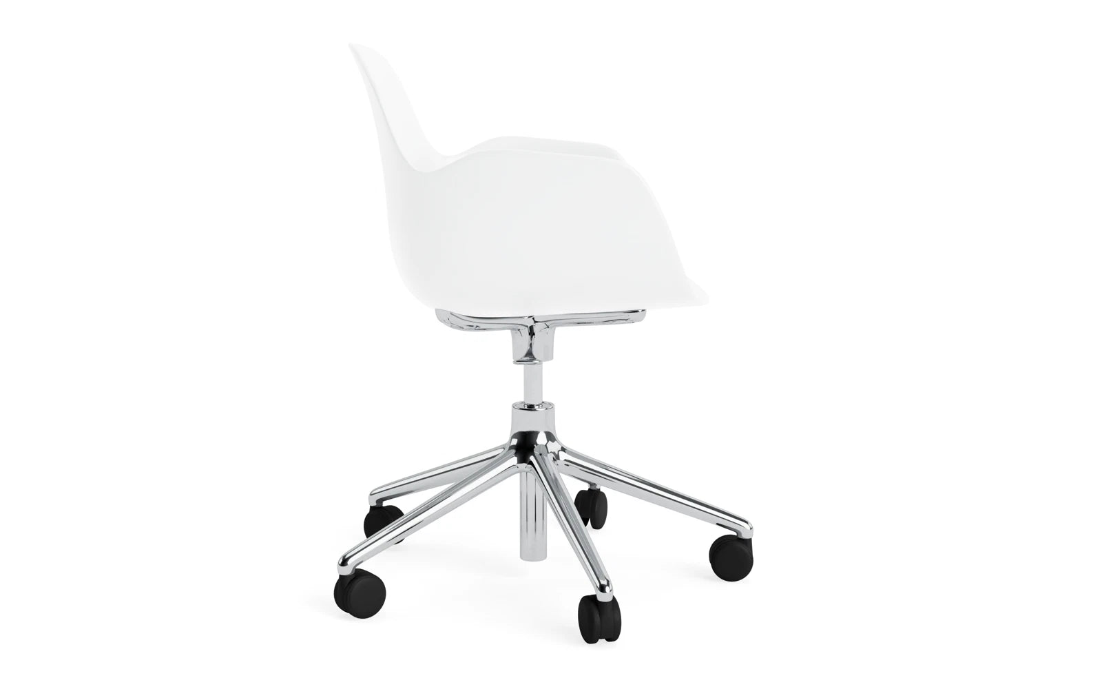 Stylischer Bürostuhl von Normann Copenhagen mit Armlehnen, perfekt für modernes Arbeiten. Ergonomisch und anpassbar für jeden Raum.