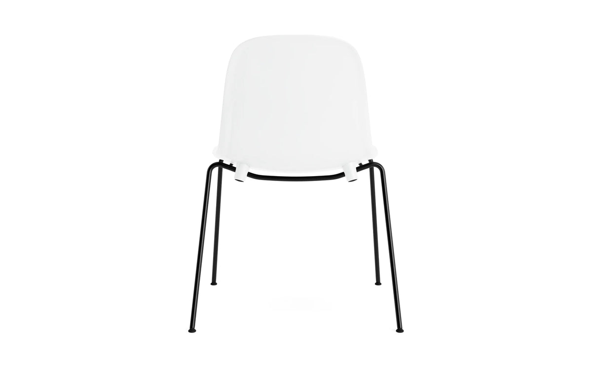 Form Stapelstuhl in Weiss präsentiert im Onlineshop von KAQTU Design AG. Stuhl ist von Normann Copenhagen