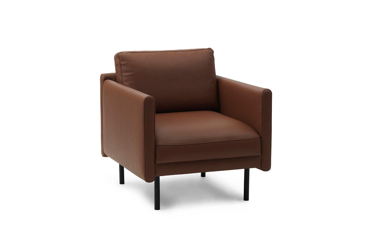 Rar Loungesessel in Omaha Leder Cognac präsentiert im Onlineshop von KAQTU Design AG. Sessel mit Armlehnen ist von Normann Copenhagen