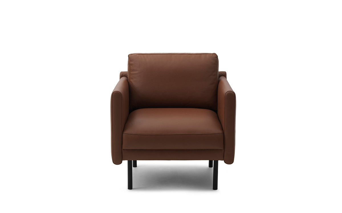 Rar Loungesessel in Omaha Leder Cognac präsentiert im Onlineshop von KAQTU Design AG. Sessel mit Armlehnen ist von Normann Copenhagen
