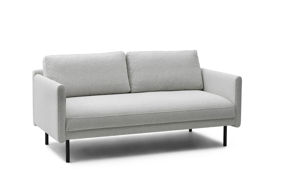 Rar Sofa 2 Sitzer in Venezia Off-White präsentiert im Onlineshop von KAQTU Design AG. 2er Sofa ist von Normann Copenhagen