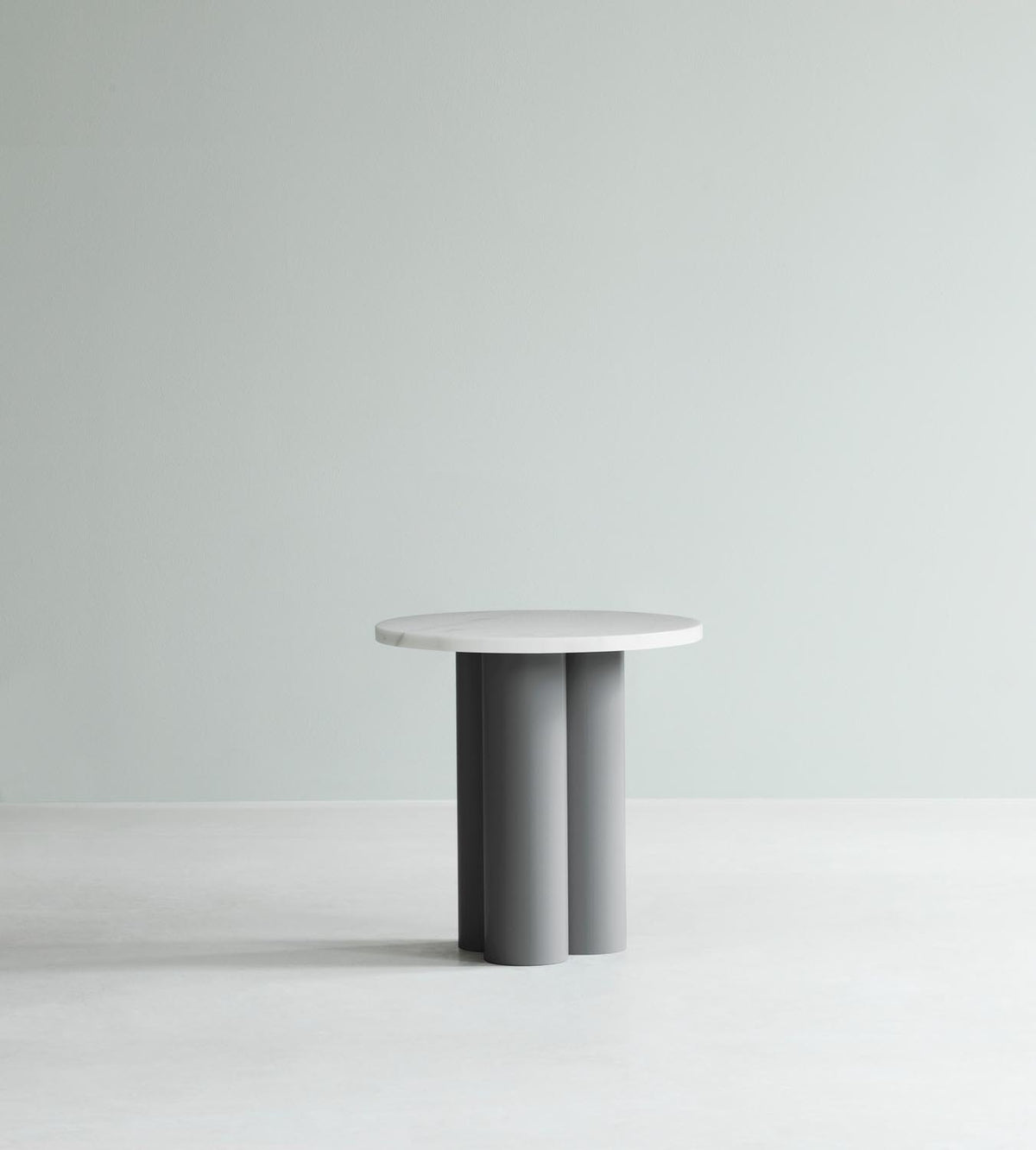 Dit Beistelltisch in Grau White Carrara präsentiert im Onlineshop von KAQTU Design AG. Beistelltisch ist von Normann Copenhagen
