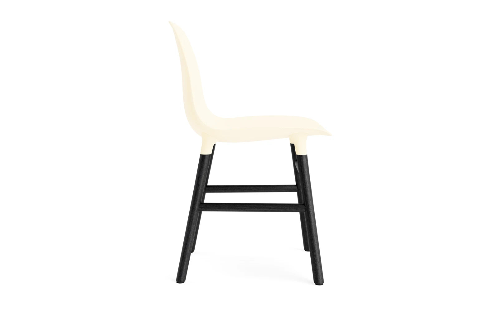 Entdecken Sie den Form Stuhl in Creme/Schwarz von Normann Copenhagen – ein stilvolles Möbelstück, das Eleganz und Funktionalität vereint.