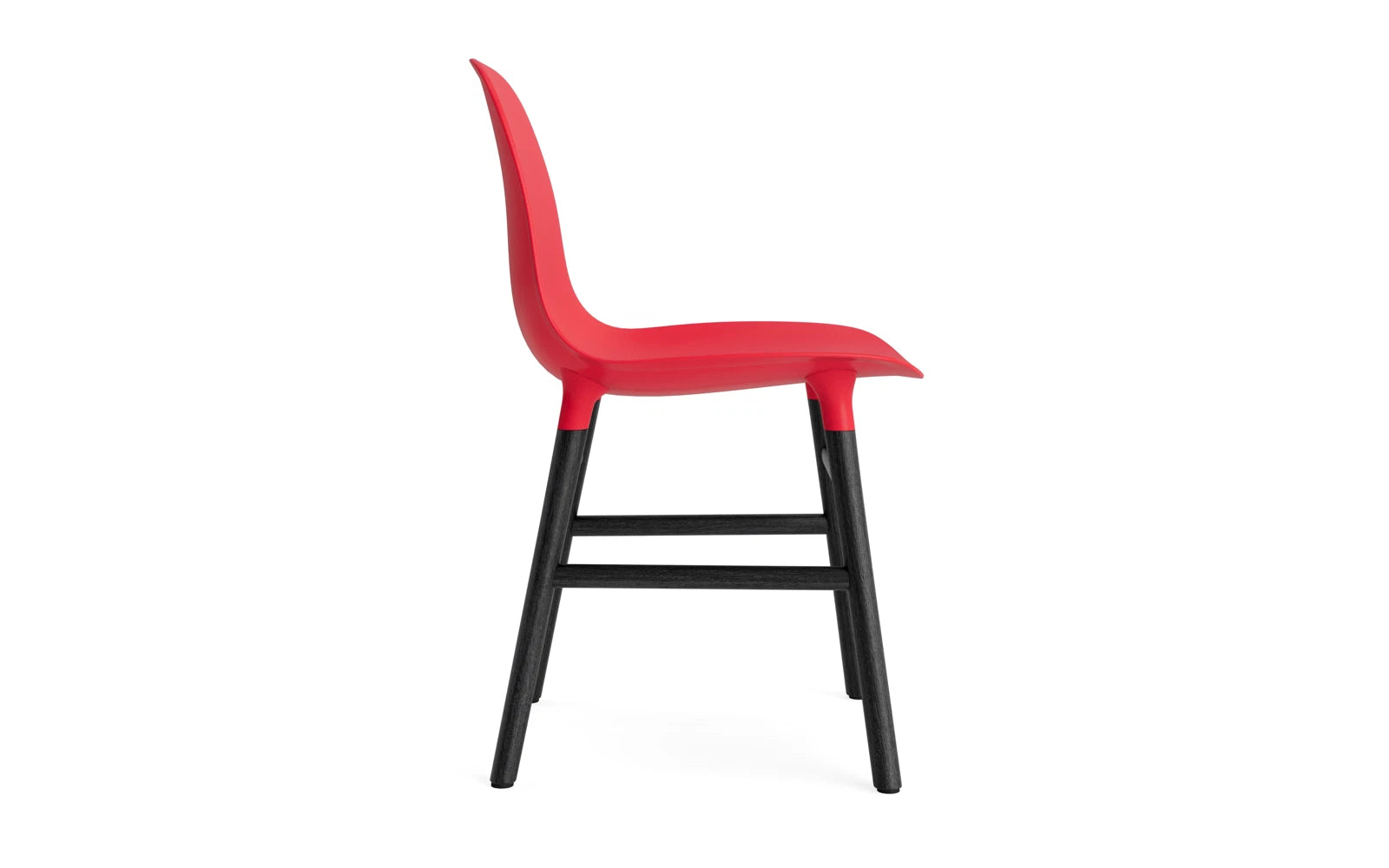 Entdecken Sie den Form Stuhl in leuchtendem Rot/Schwarz von Normann Copenhagen – ein stilvolles Designhighlight für Ihr Zuhause!