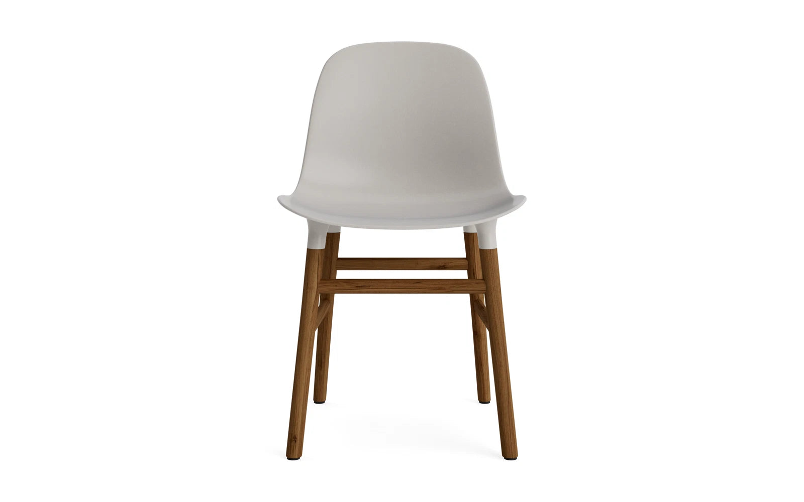 Erleben Sie den Form Stuhl in Warmem Grau und Walnuss von Normann Copenhagen – ein elegantes Design, das Stil und Funktionalität perfekt kombiniert.