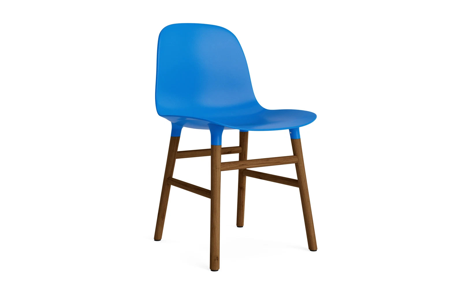 Form Stuhl Leuchtendes Blau/Walnuss in präsentiert im Onlineshop von KAQTU Design AG. Stuhl ist von Normann Copenhagen