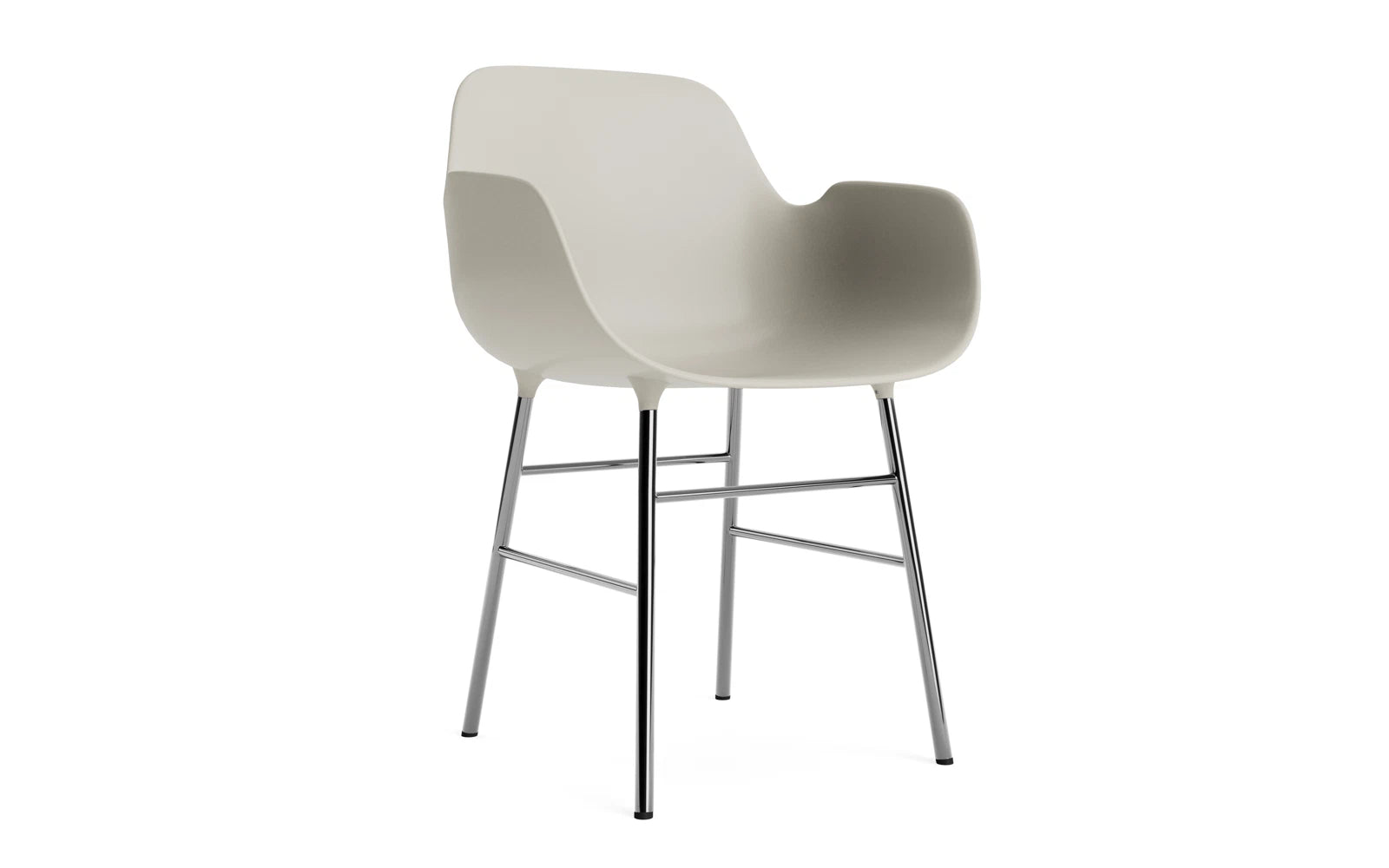 Form Lehnstuhl Chrom hellgrau in  präsentiert im Onlineshop von KAQTU Design AG. Stuhl mit Armlehne ist von Normann Copenhagen