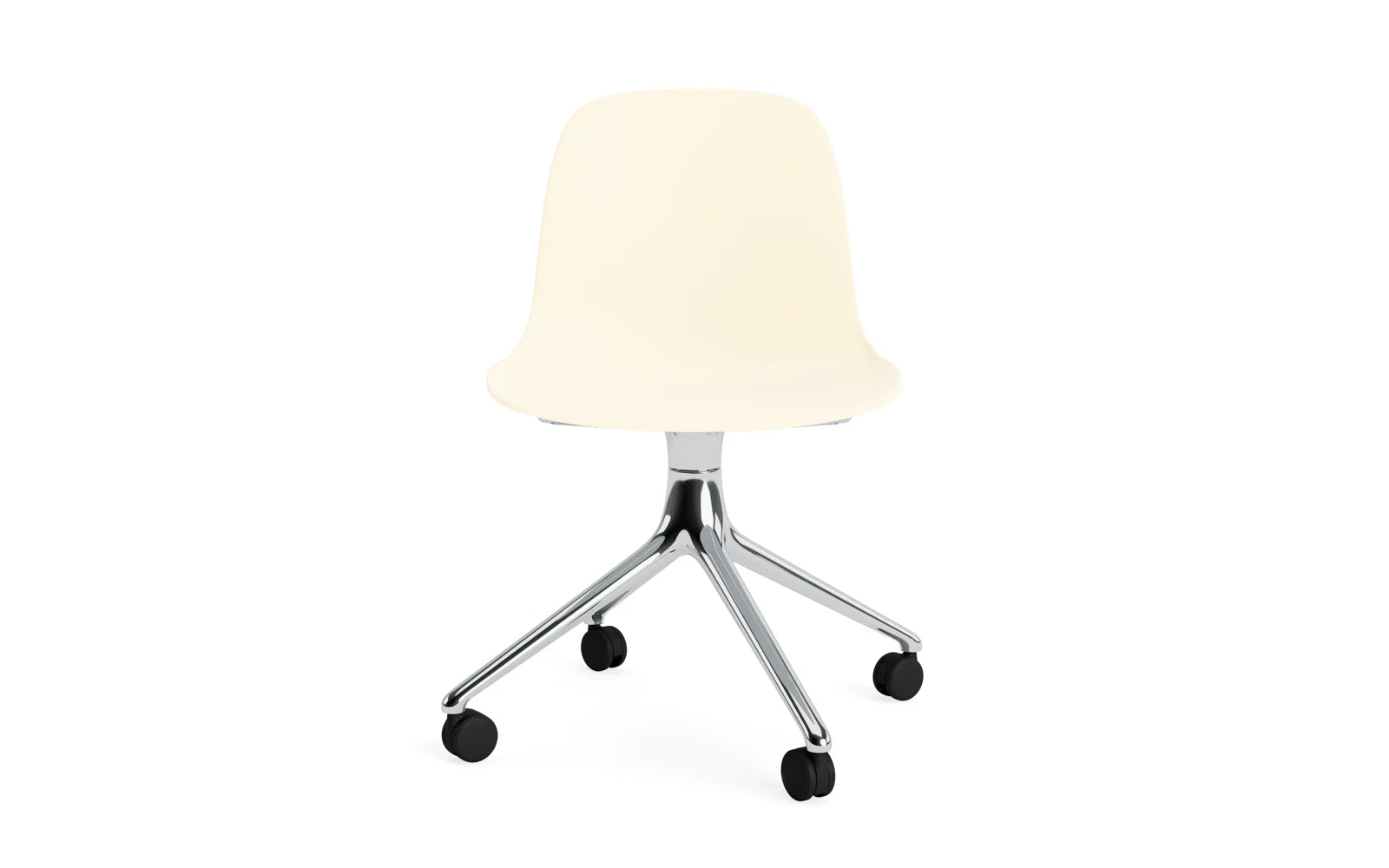Erleben Sie den Form Drehstuhl 4W Aluminium/Creme von Normann Copenhagen – ein eleganter Stuhl, der Komfort und zeitloses Design perfekt kombiniert.