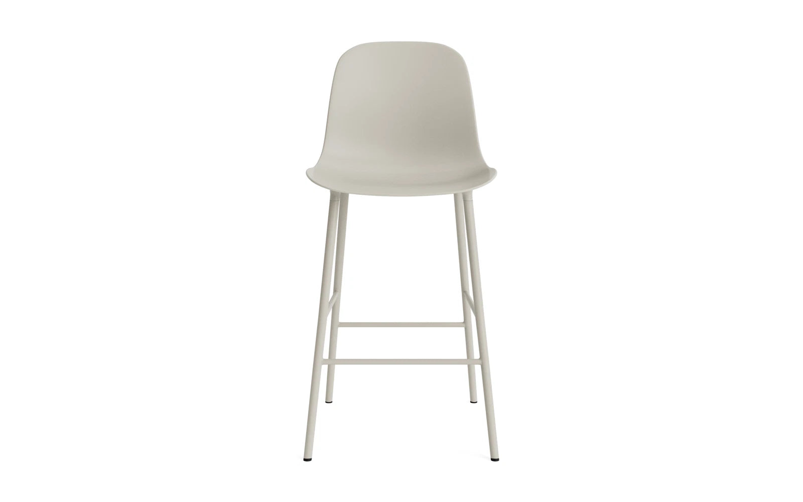 Erleben Sie den Form Barstuhl 65 cm von Normann Copenhagen – ein elegantes Möbelstück aus robustem Stahl und modernem Hartplastik, perfekt für stilvolle Wohnräume.