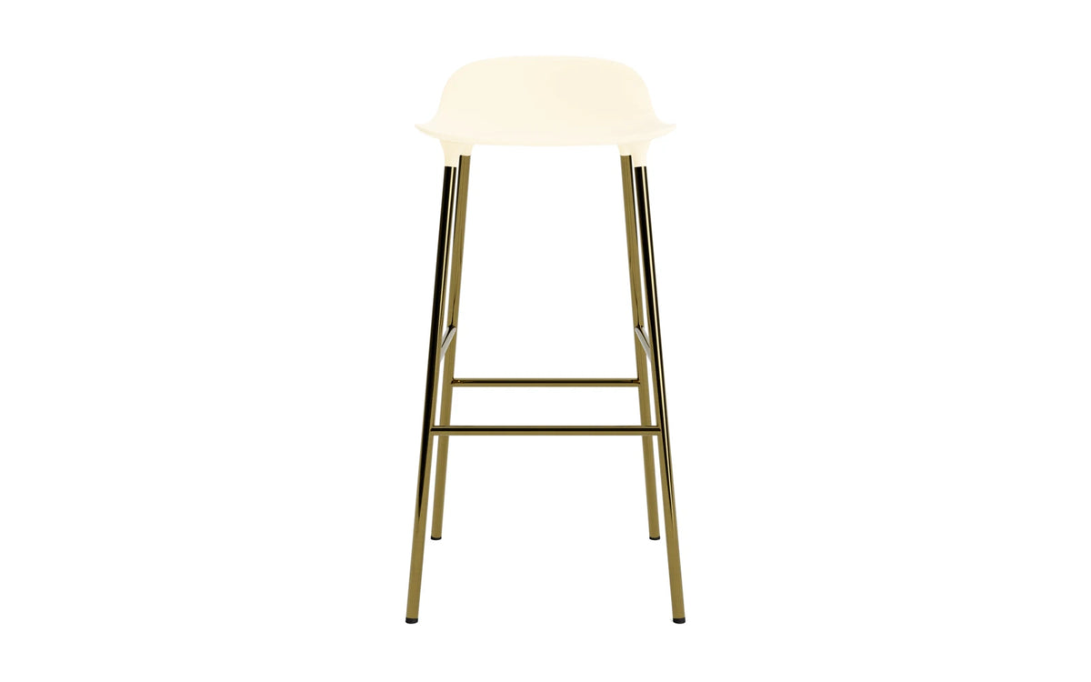 Form Barstuhl 75 cm Messing creme in Creme präsentiert im Onlineshop von KAQTU Design AG. Barstuhl ist von Normann Copenhagen
