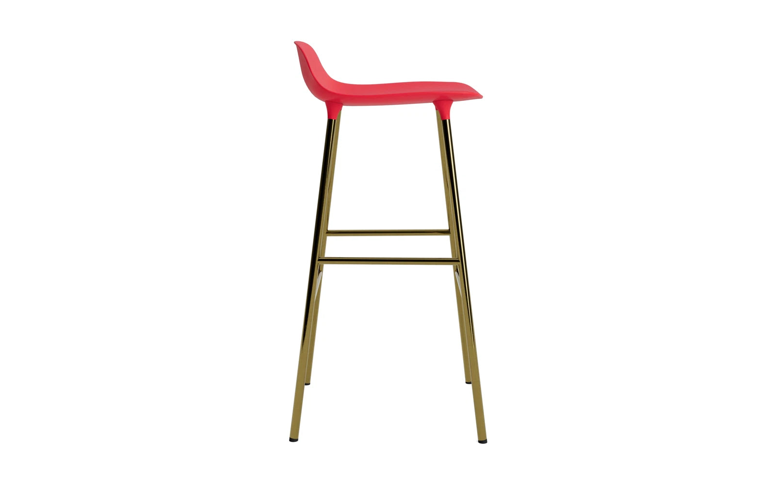 Der Form Barstuhl 75 cm in leuchtendem Rot und Messing von Normann Copenhagen bietet eine harmonische Verbindung aus modernem Design und Funktionalität.