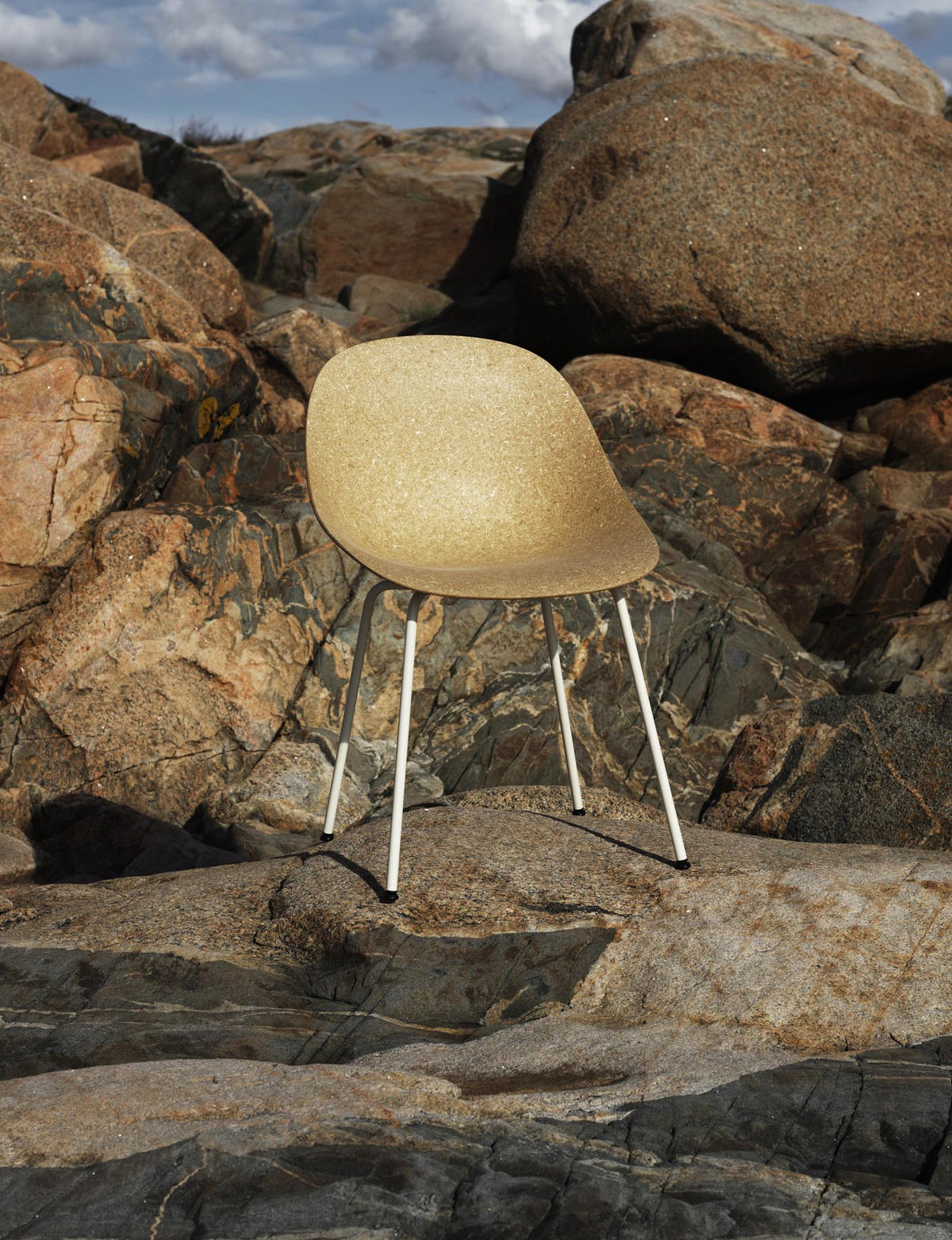 Mat Stuhl Creme stahl Seegras in Seegras präsentiert im Onlineshop von KAQTU Design AG. Stuhl ist von Normann Copenhagen