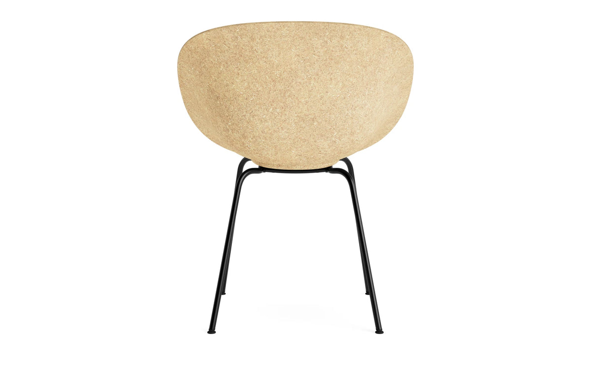 Mat Lehnstuhl schwarzes Stahl Hanf in Hanf präsentiert im Onlineshop von KAQTU Design AG. Stuhl mit Armlehne ist von Normann Copenhagen