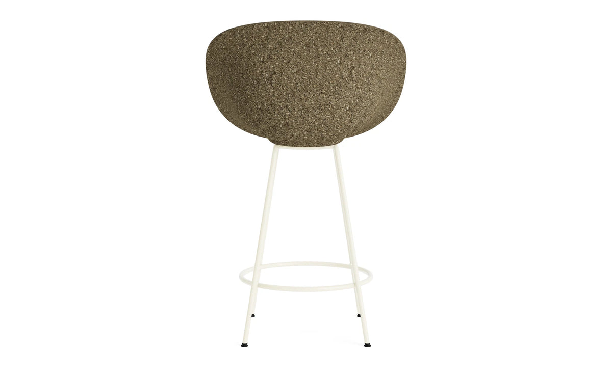 Mat Barstuhl mit Armlehne 65 cm Creme stahl Seegras in Seegras präsentiert im Onlineshop von KAQTU Design AG. Barstuhl ist von Normann Copenhagen