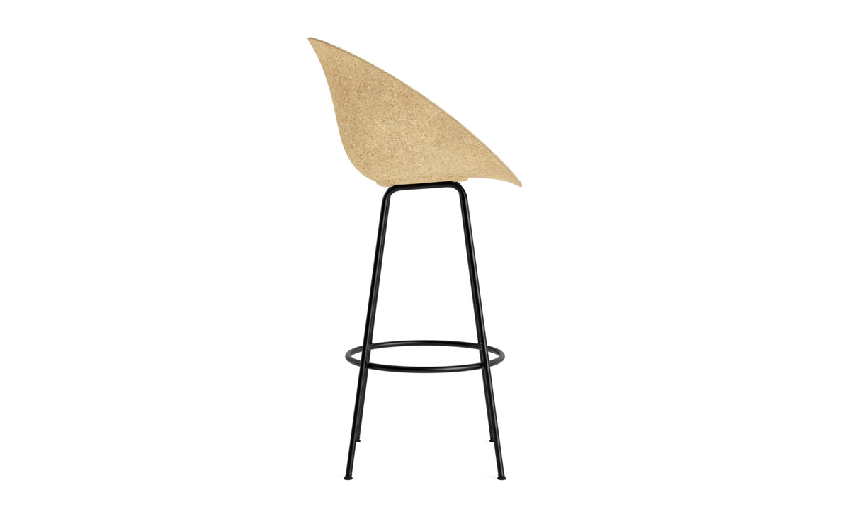 Mat Barstuhl mit Armlehne 75 cm schwarzes Stahl Hanf in Hanf präsentiert im Onlineshop von KAQTU Design AG. Barstuhl ist von Normann Copenhagen