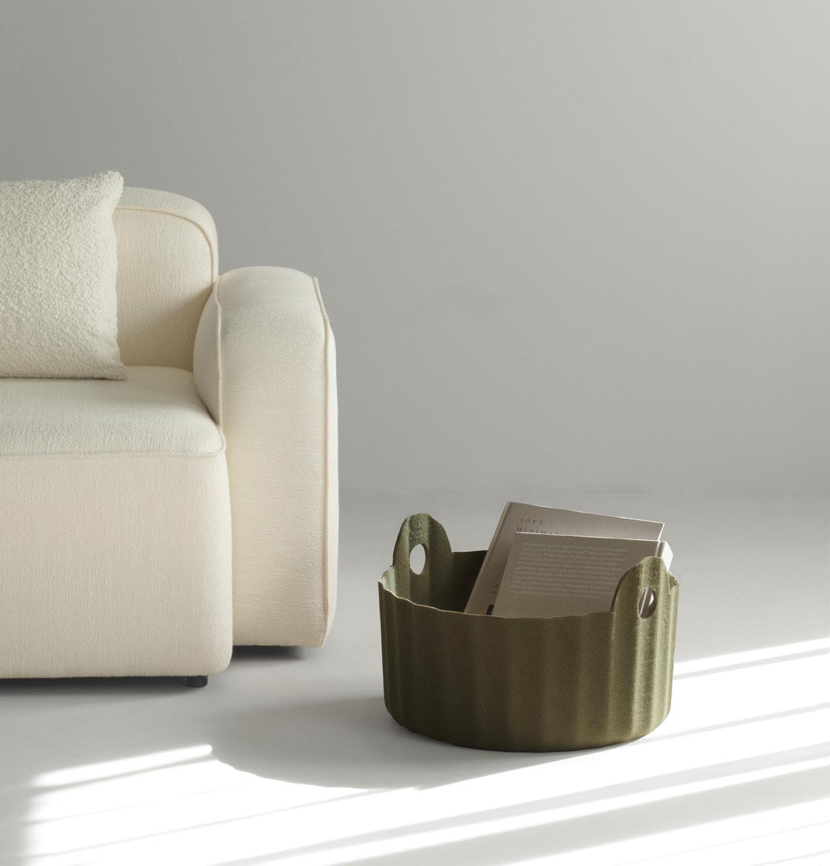 Colu Basket in Cream präsentiert im Onlineshop von KAQTU Design AG. Büromaterial ist von Normann Copenhagen