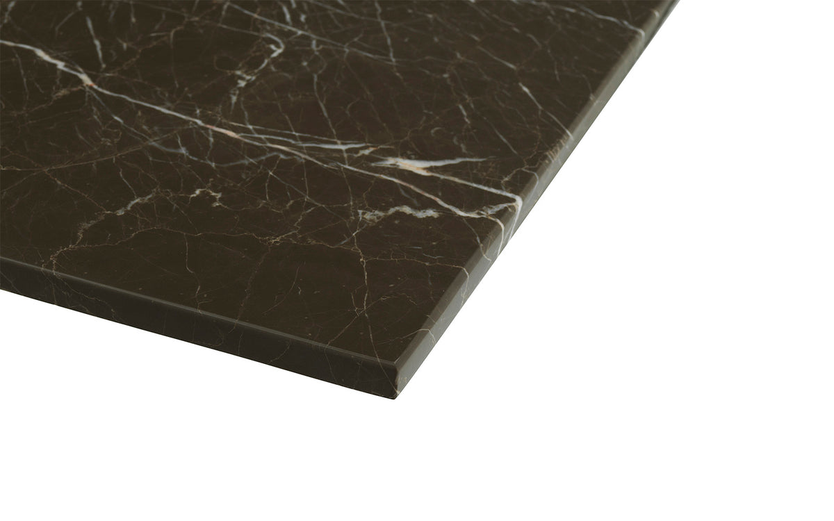 Quadratischer Esstisch mit schwarzer Marmorplatte und Gestell aus schwarz lackiertem Aluminium, Modell Form Café Tisch H65.