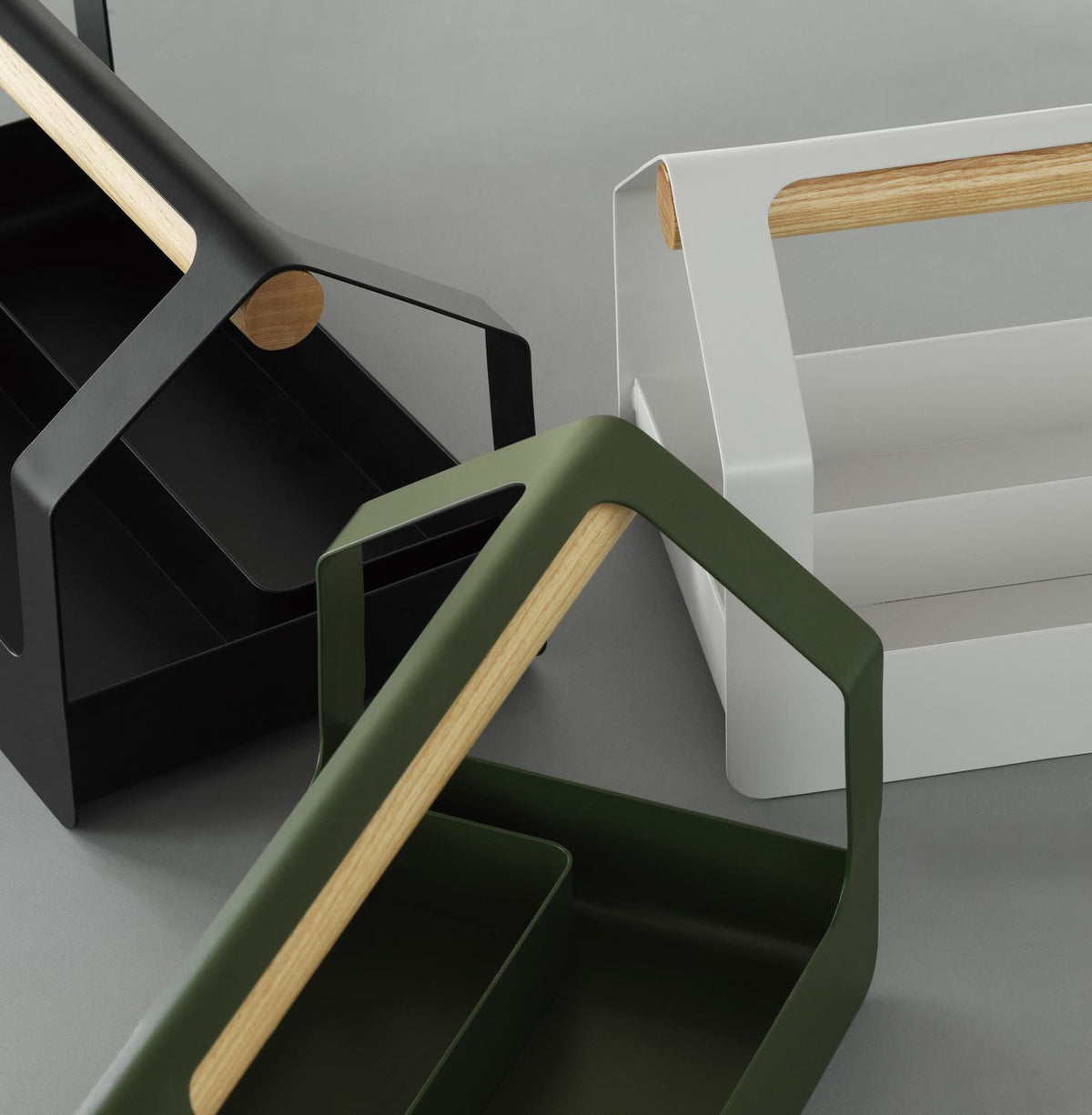 Haus Toolbox in Black präsentiert im Onlineshop von KAQTU Design AG. Büromaterial ist von Normann Copenhagen