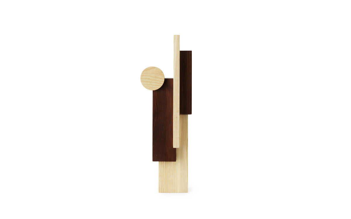 Join Sculpture Large in Ash/Carbonized Ash präsentiert im Onlineshop von KAQTU Design AG. Kunstgegenstände ist von Normann Copenhagen