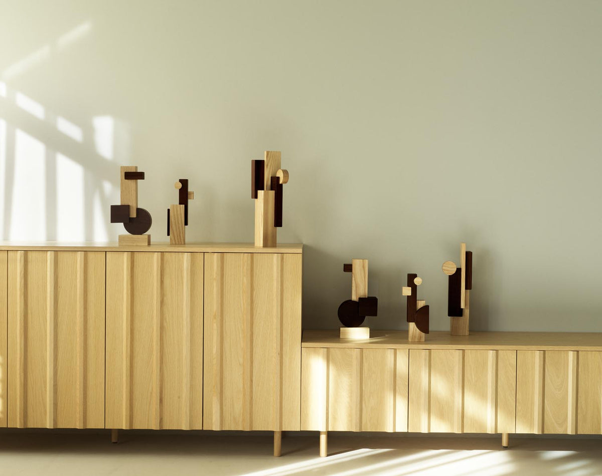 Join Sculpture Large in Ash/Carbonized Ash präsentiert im Onlineshop von KAQTU Design AG. Kunstgegenstände ist von Normann Copenhagen
