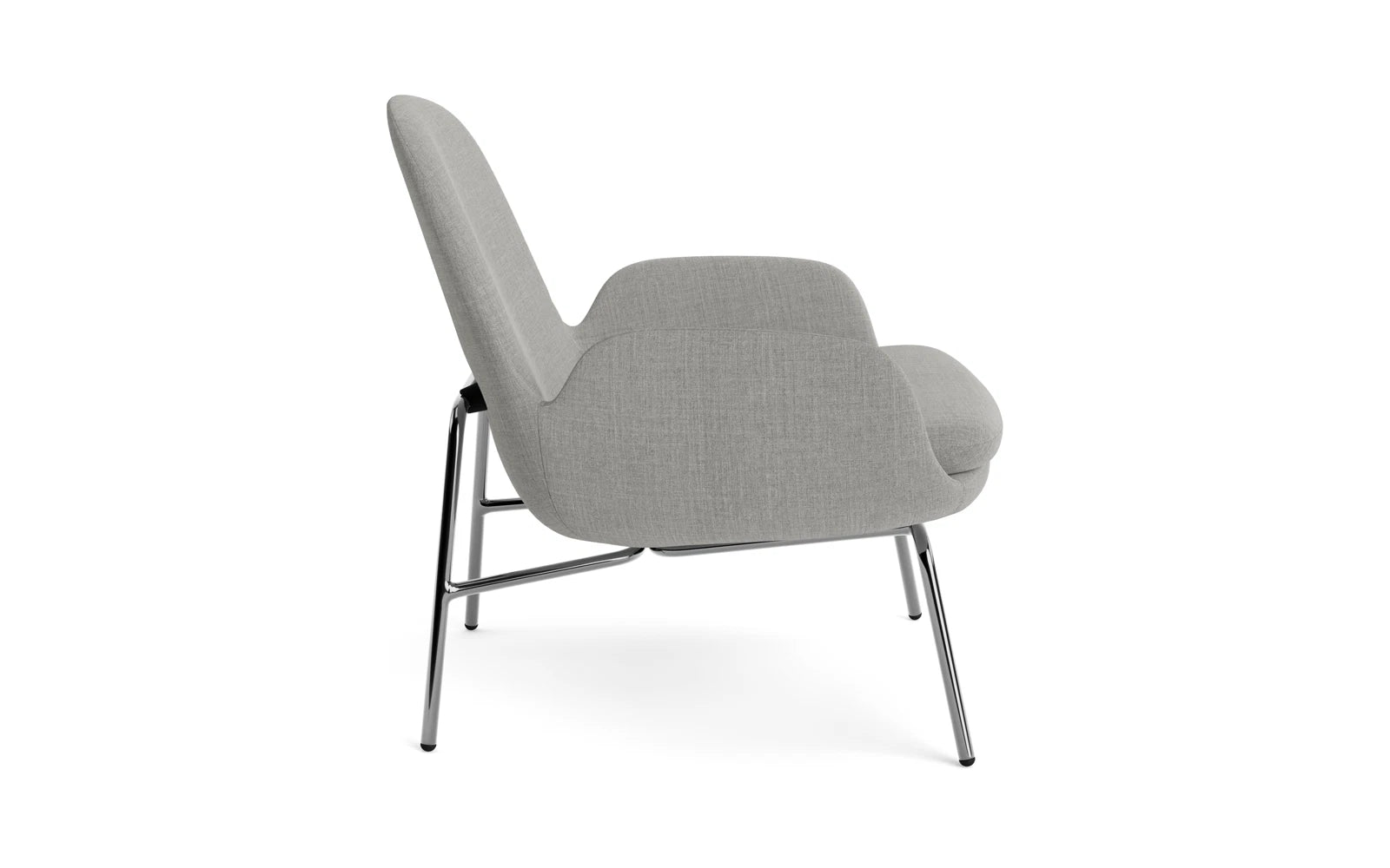 Entdecken Sie den Era Lounge-Sessel niedrig Chrom Remix von Normann Copenhagen – ein elegantes Design, das Komfort und Stil vereint und jeden Raum aufwertet.