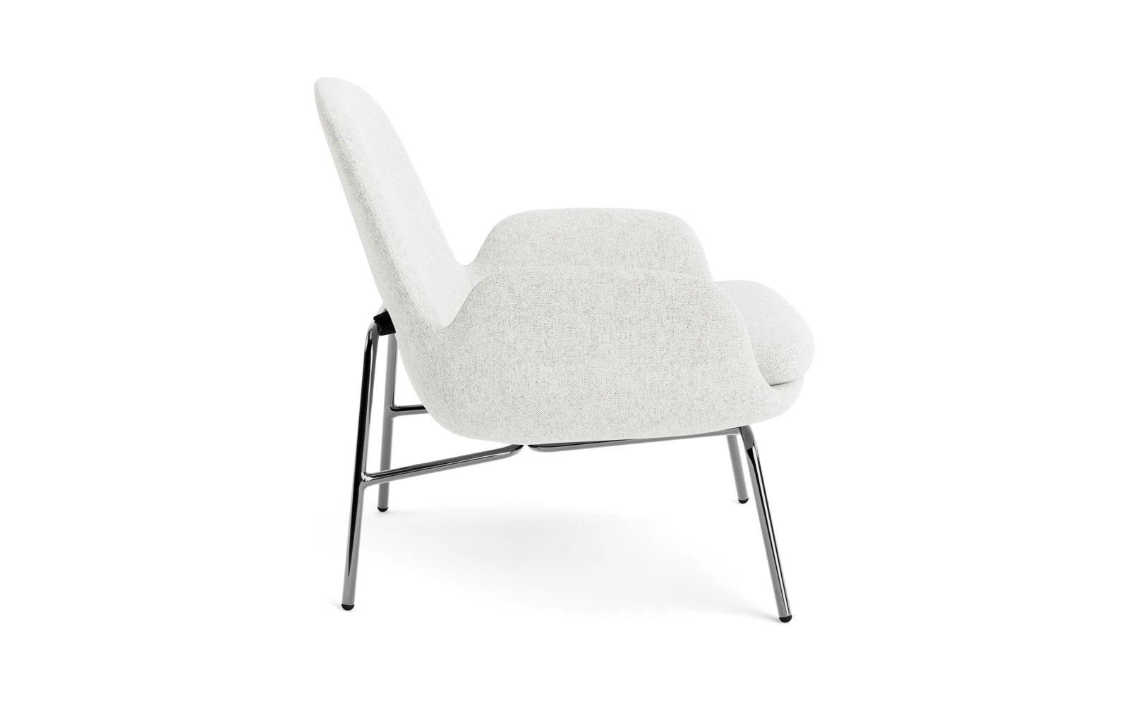 Entdecken Sie den Era Lounge-Sessel niedrig Chrom Hallingdal von Normann Copenhagen – ein stilvolles Möbelstück, das modernen Komfort und zeitlose Eleganz perfekt kombiniert.