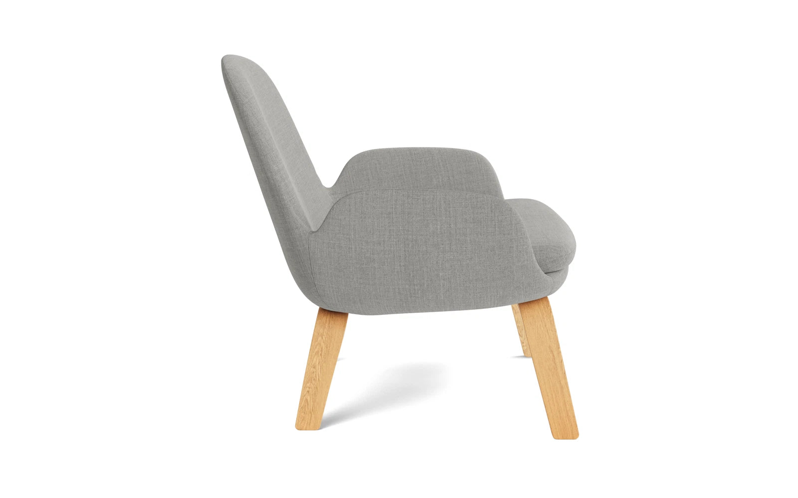 Genießen Sie den Era Lounge-Sessel von Normann Copenhagen: Niedriges Design aus Eiche für zeitlose Eleganz und höchsten Komfort.