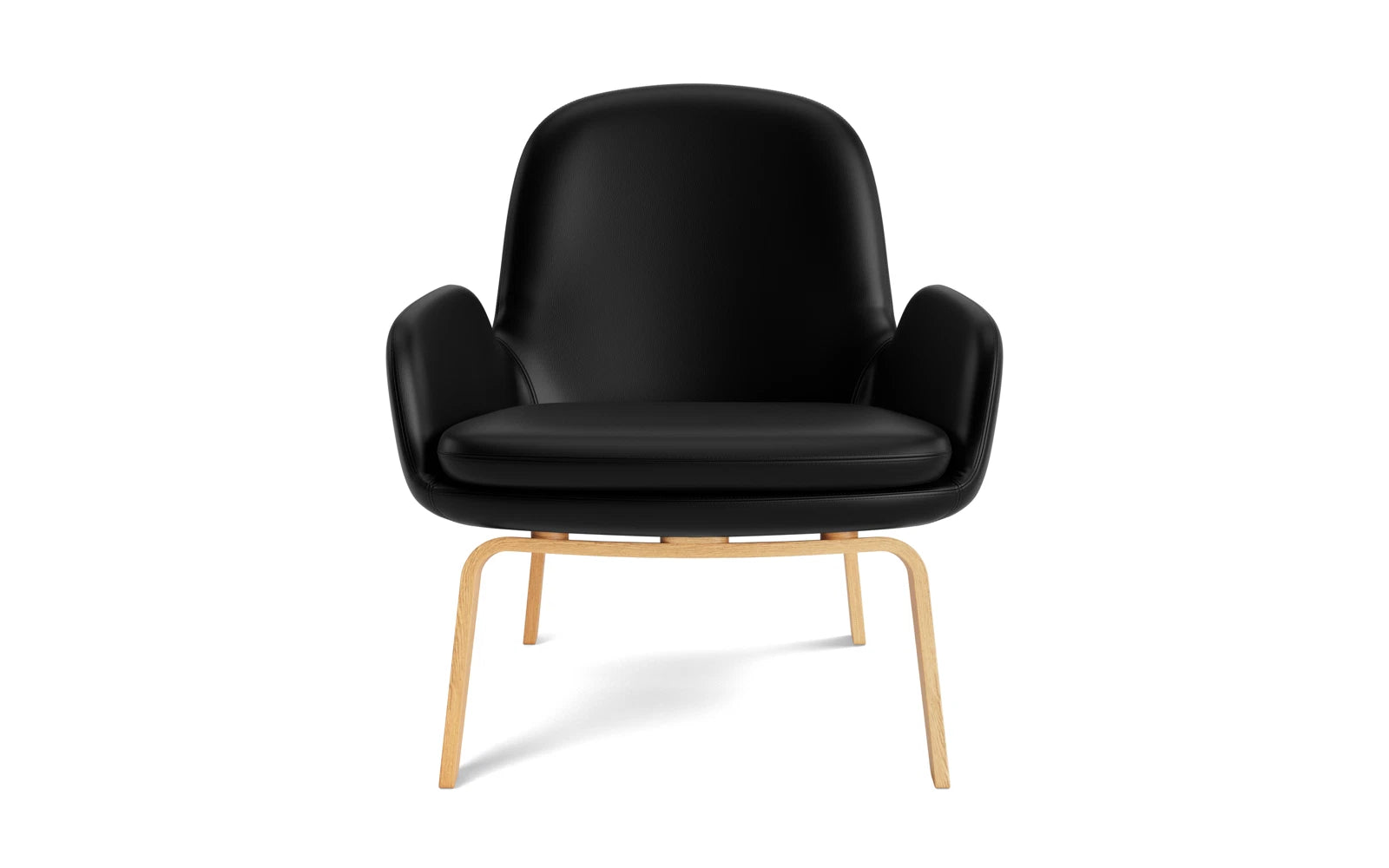 Entdecken Sie den Era Lounge-Sessel von Normann Copenhagen: Elegantes Design, drehbares schwarzes Aluminium und luxuriöses Ultra Leder für höchsten Komfort.