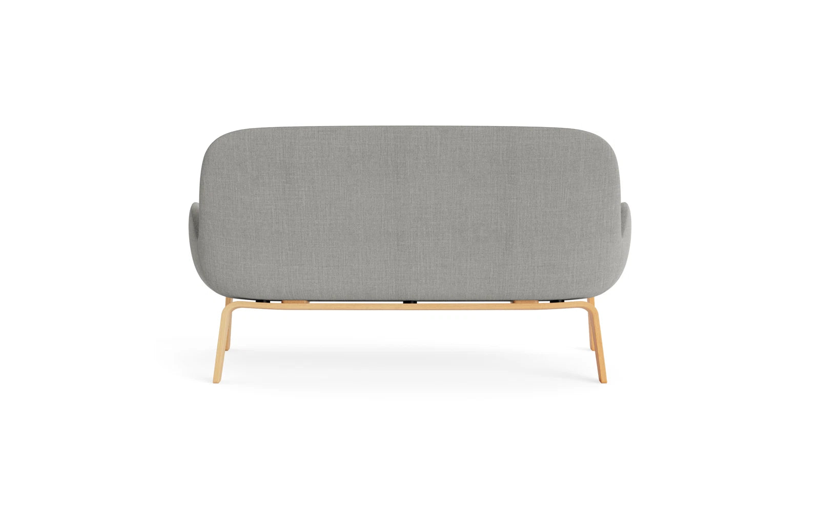 Erleben Sie das Era Sofa Eiche Remix von Normann Copenhagen – ein stilvolles Design, das Komfort und Eleganz in Ihr Zuhause bringt.
