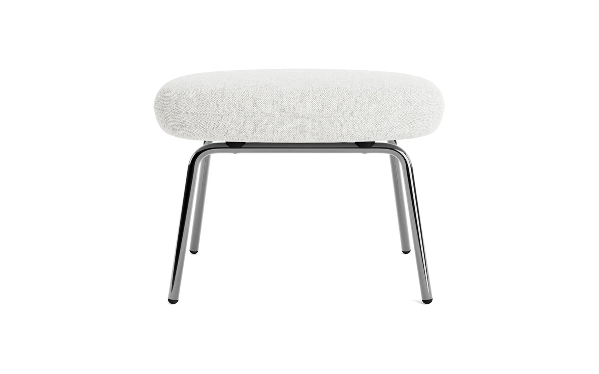 Era Fusshocker Chrom Hallingdal in Hallingdal 110 präsentiert im Onlineshop von KAQTU Design AG. Ottoman ist von Normann Copenhagen
