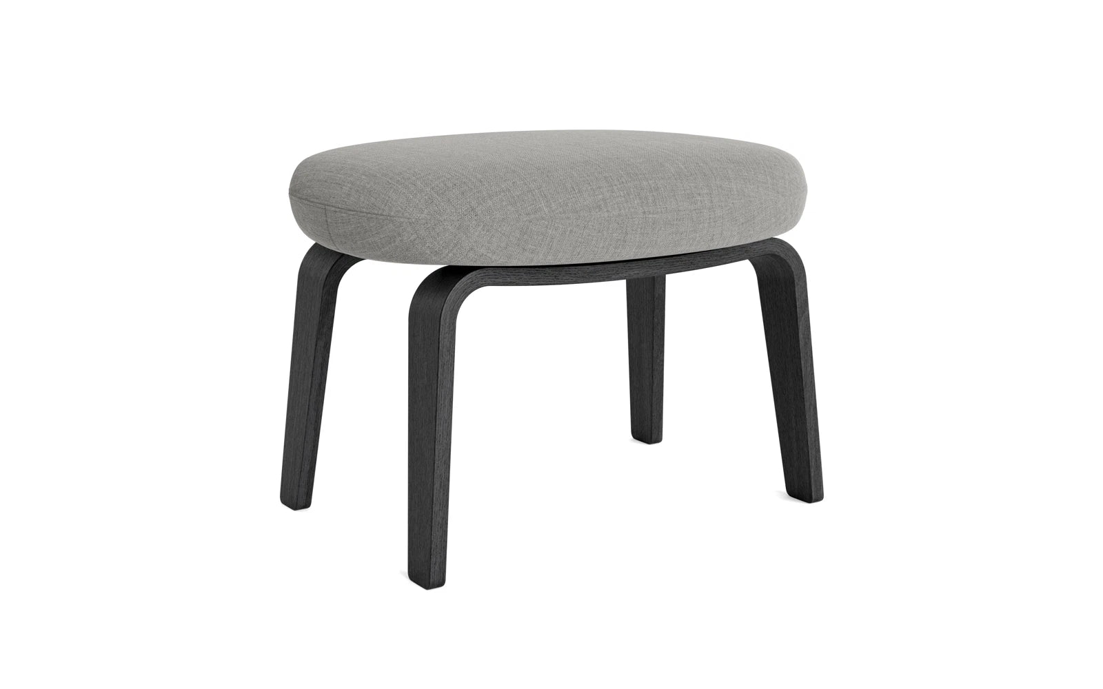 Era Fusshocker schwarze Eiche Remix in Remix 133 präsentiert im Onlineshop von KAQTU Design AG. Ottoman ist von Normann Copenhagen