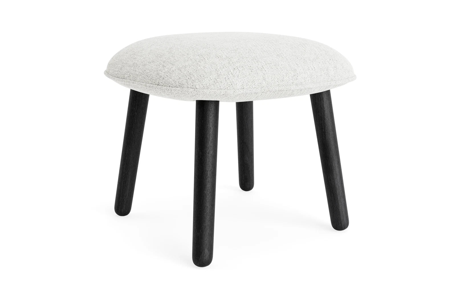 Ace Fusshocker schwarze Eiche Hallingdal in Hallingdal 110 präsentiert im Onlineshop von KAQTU Design AG. Ottoman ist von Normann Copenhagen