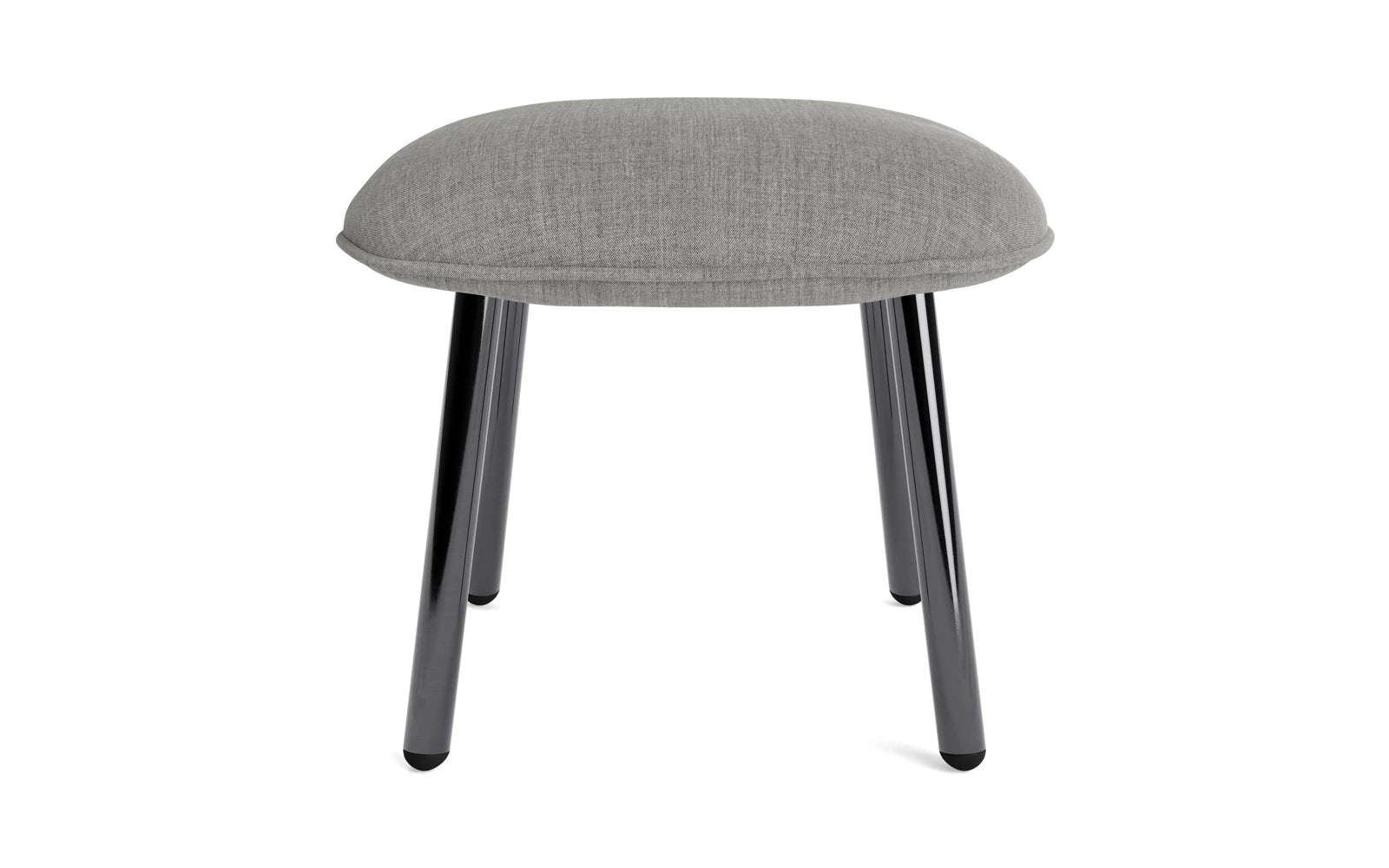 Stylischer Ace Fusshocker aus schwarzem Metallic Stahl von Normann Copenhagen. Perfekt für kleine Räume, bietet er Komfort und modernes Design.