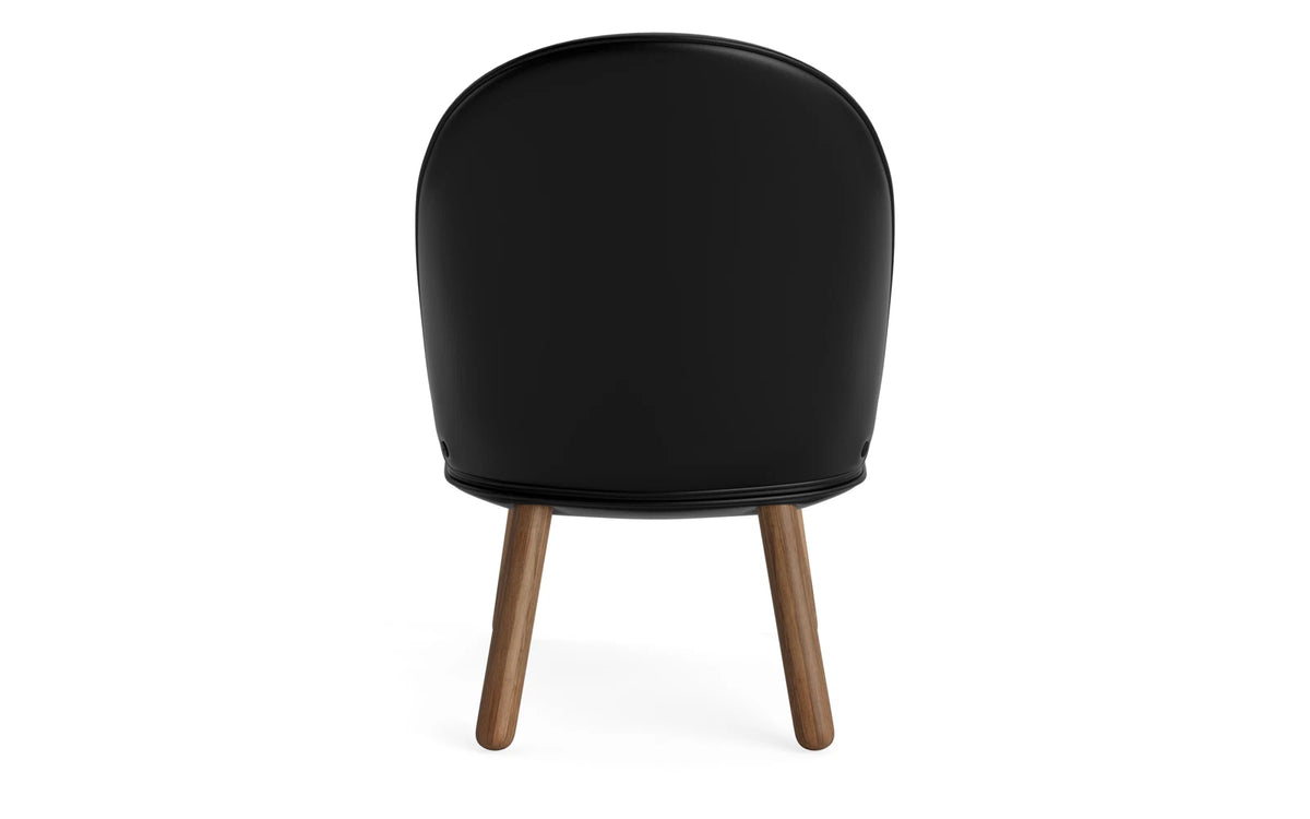 Ace Lounge-Sessel Gebeizte Eiche Ultra in Ultra 41599 präsentiert im Onlineshop von KAQTU Design AG. Sessel ist von Normann Copenhagen
