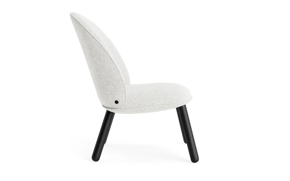 Ace Lounge-Sessel schwarze Eiche Hallingdal in Hallingdal 110 präsentiert im Onlineshop von KAQTU Design AG. Sessel ist von Normann Copenhagen
