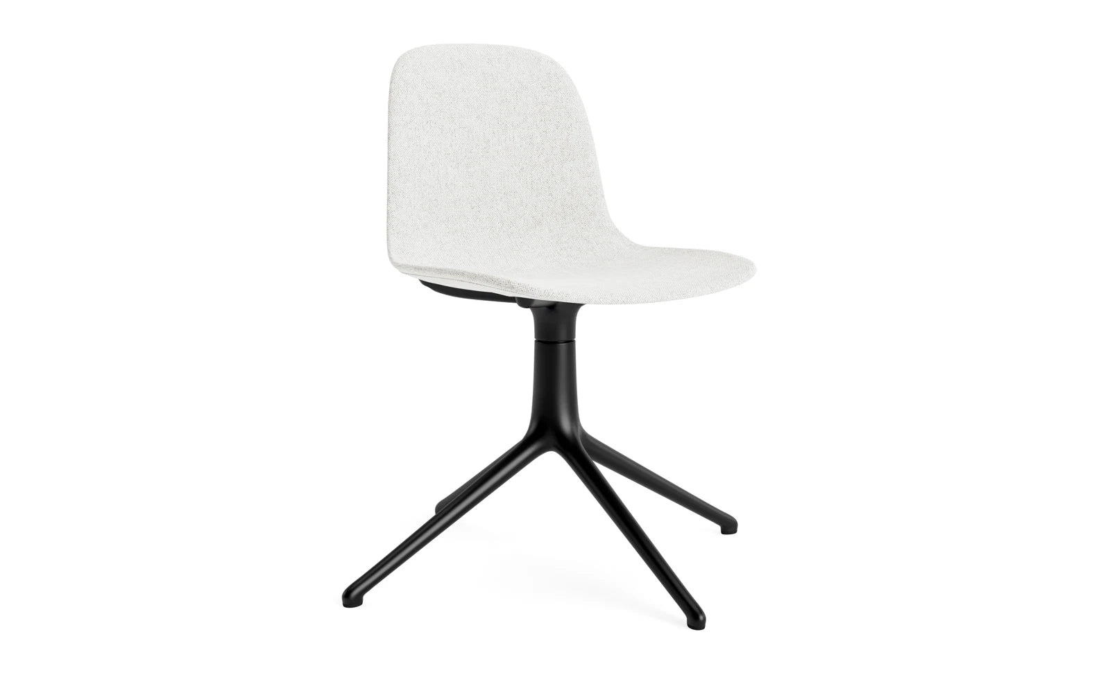 Form Drehstuhl 4L schwarzes Aluminium Vollpolster Ultra in Hallingdal 110 präsentiert im Onlineshop von KAQTU Design AG. Drehstuhl ist von Normann Copenhagen