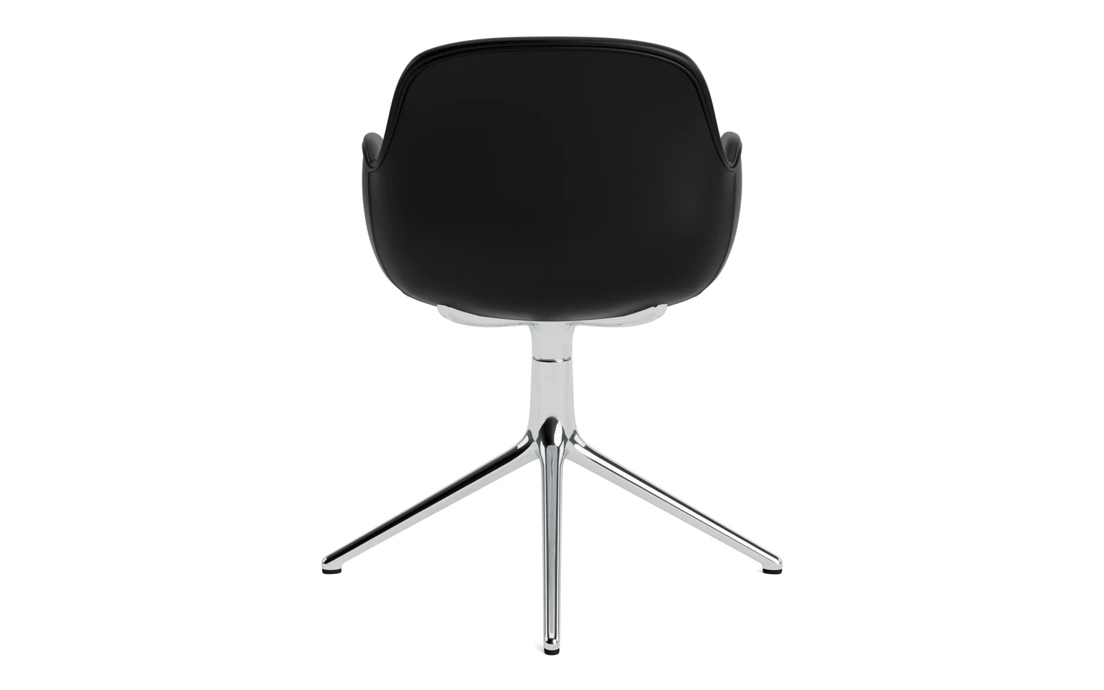 Entdecken Sie den Form Drehsessel 4L von Normann Copenhagen – ein eleganter, drehbarer Sessel aus Aluminium und luxuriösem Ultra Leder für höchsten Sitzkomfort.