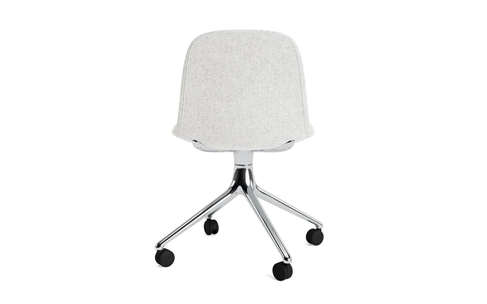 Erleben Sie den Form Drehstuhl 4W von Normann Copenhagen – ein stilvoller Aluminiumstuhl mit luxuriöser Hallingdal-Vollpolsterung, der Komfort und modernes Design vereint.