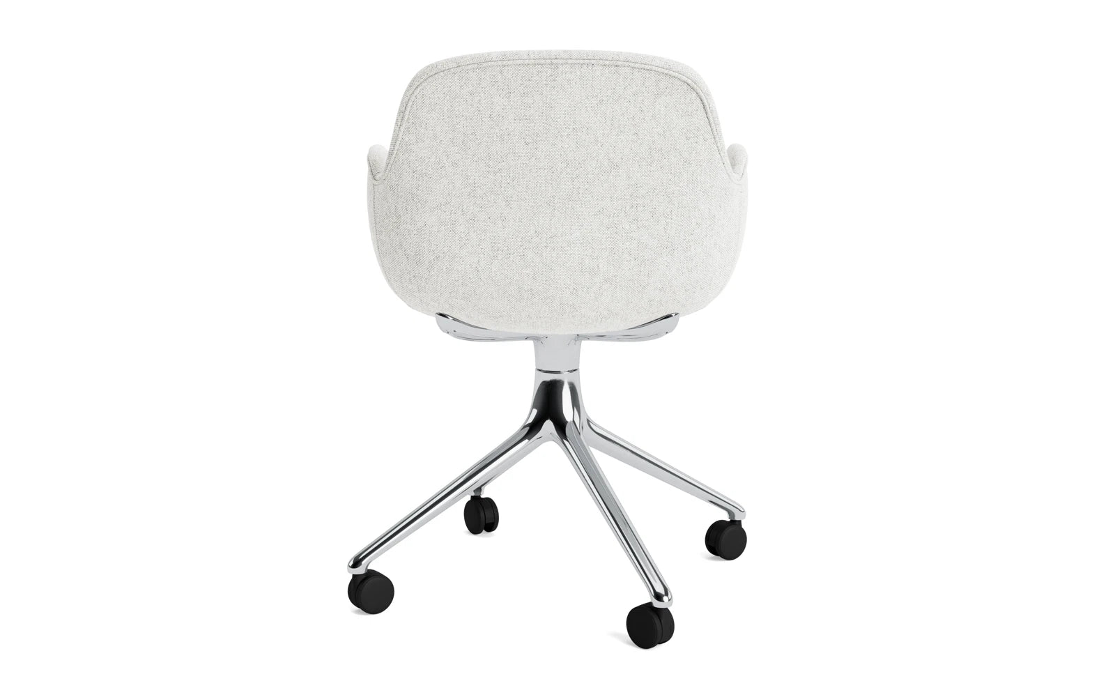 Erleben Sie den Form Drehsessel 4W von Normann Copenhagen – ein eleganter, drehbarer Sessel aus Aluminium und Hallingdal, perfekt für stilvolle Interiors.