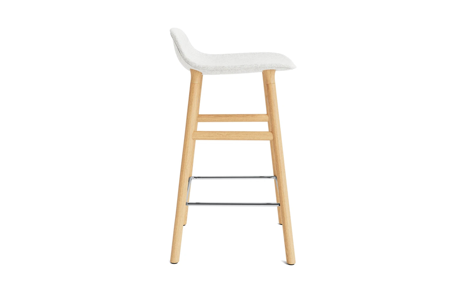 Entdecken Sie den eleganten Form Barstuhl 65 cm von Normann Copenhagen, gepolstert mit hochwertigem Hallingdal. Stil und Komfort für jeden Raum!
