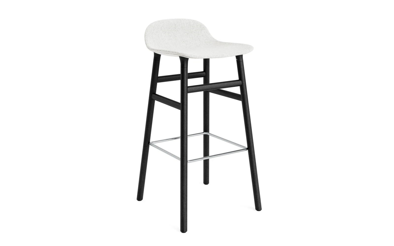 Form Barstuhl 75 cm gepolstert Schwartz Eiche Hallingdal in Hallingdal 110 präsentiert im Onlineshop von KAQTU Design AG. Barstuhl ist von Normann Copenhagen