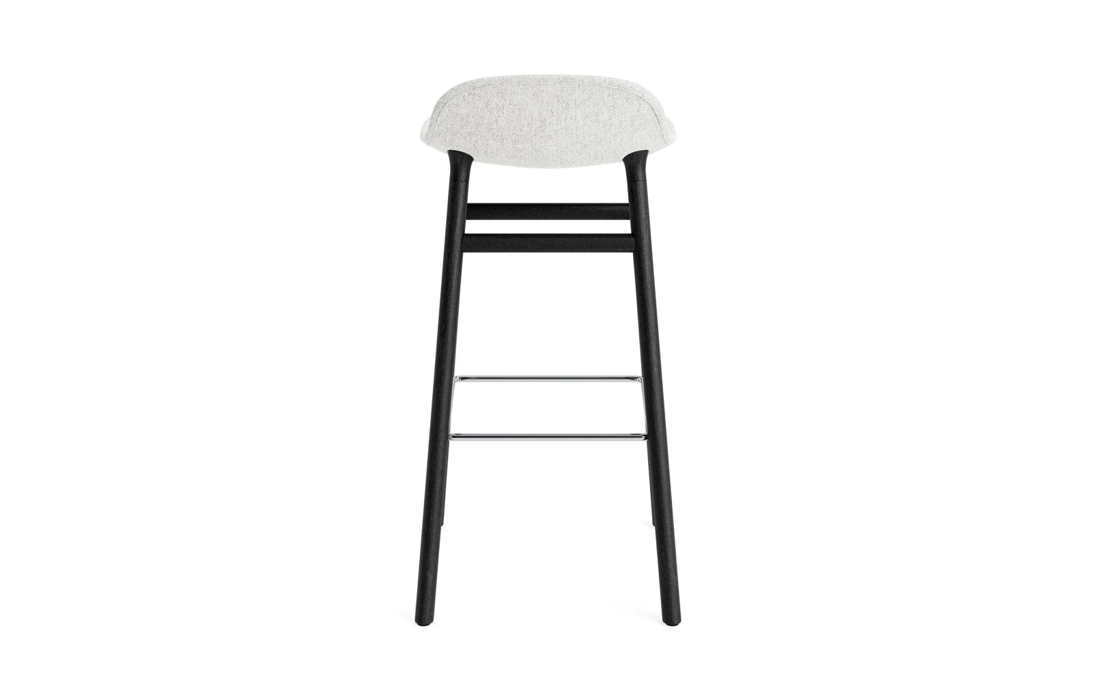 Erleben Sie den Form Barstuhl 75 cm von Normann Copenhagen, gepolstert in edlem Hallingdal-Stoff, der modernes Design und höchsten Sitzkomfort vereint.