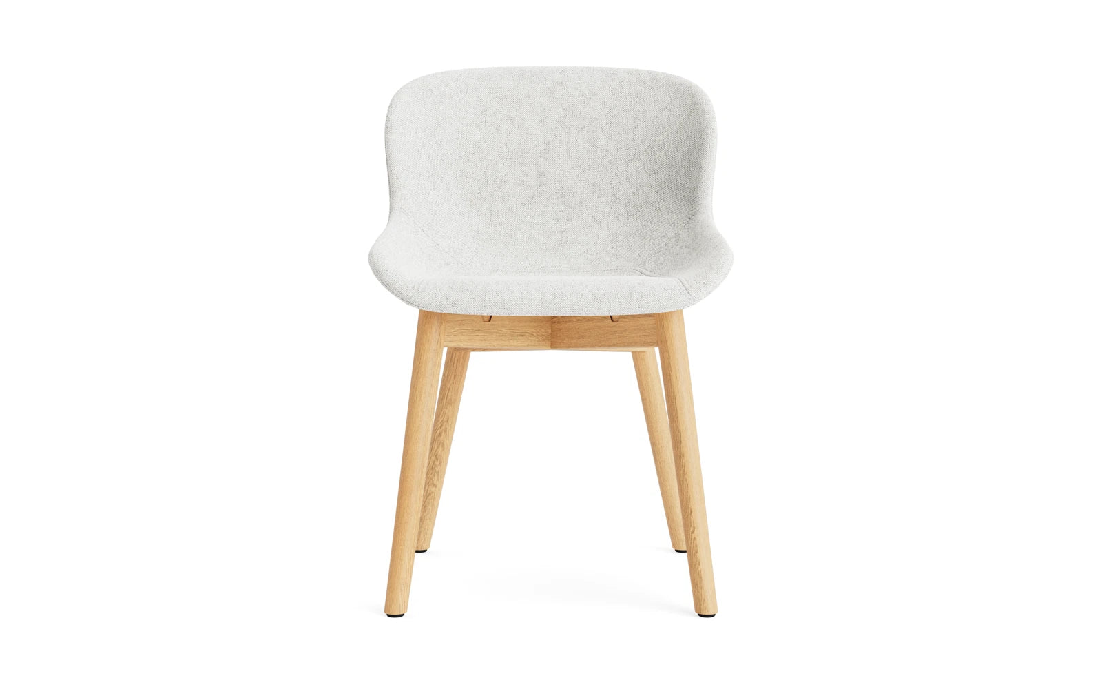 Entdecken Sie den Hyg Stuhl von Normann Copenhagen: Ein stilvoller, vollpolsterter Eichenstuhl, der Gemütlichkeit und skandinavische Eleganz in Ihr Zuhause bringt.