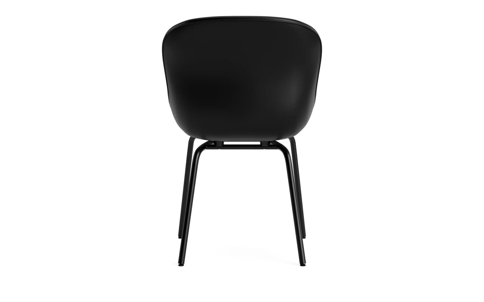 Der Hyg Stuhl von Normann Copenhagen vereint elegantes Design mit Komfort. Gepolstert in hochwertigem Ultra Leder und auf robuster Stahlkonstruktion.