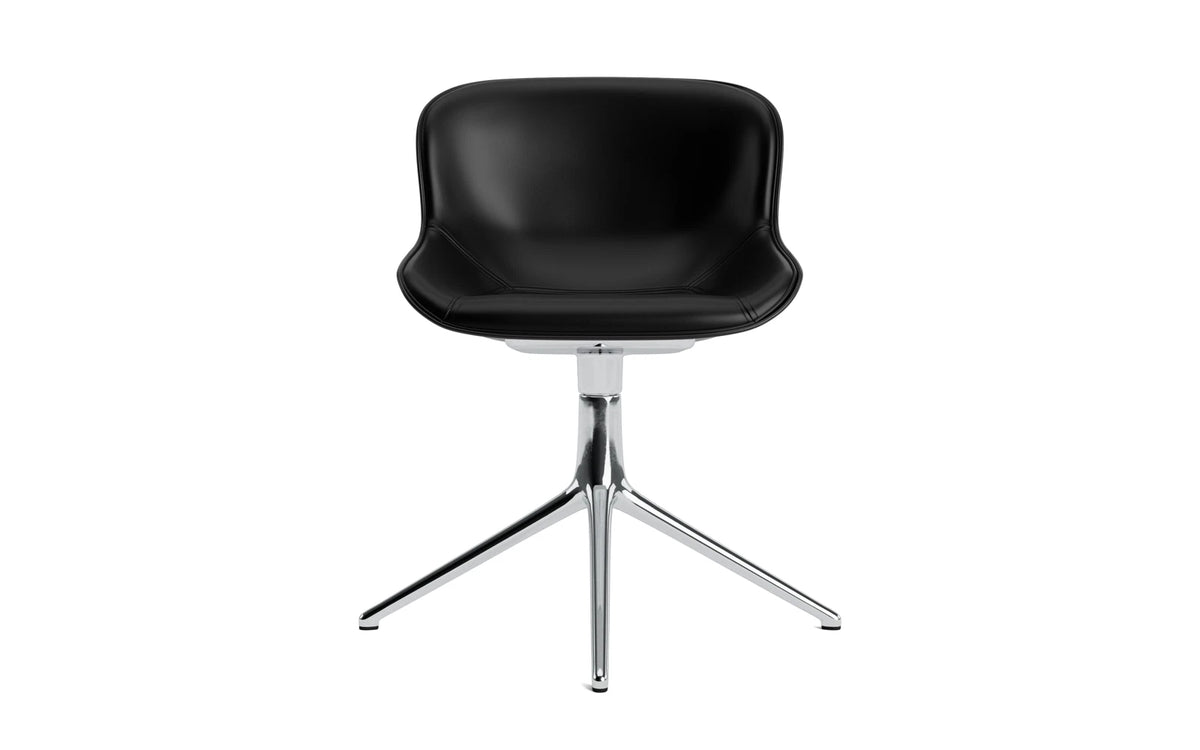 Hyg Drehstuhl 4B gepolstert Alu Schwartz /Ultra in Ultra 41599 präsentiert im Onlineshop von KAQTU Design AG. Drehstuhl ist von Normann Copenhagen