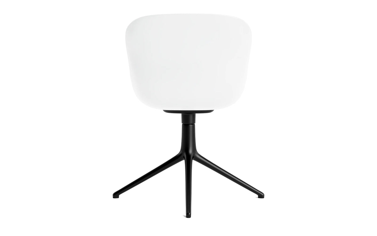 Hyg Drehstuhl 4B gepolstert Schwartz Alu Weiss/Remix in Remix 133 präsentiert im Onlineshop von KAQTU Design AG. Drehstuhl ist von Normann Copenhagen