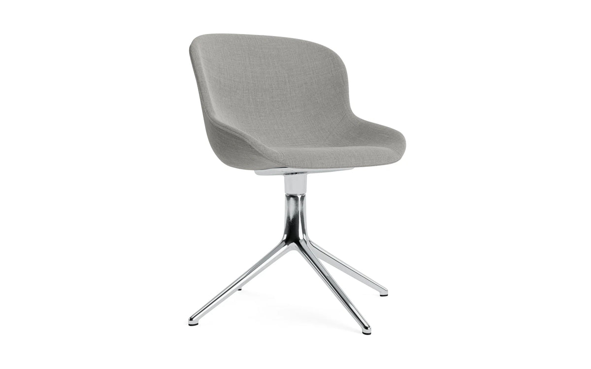 Hyg Drehstuhl gepolstert 4B aluminium Remix in Remix 133 präsentiert im Onlineshop von KAQTU Design AG. Drehstuhl ist von Normann Copenhagen