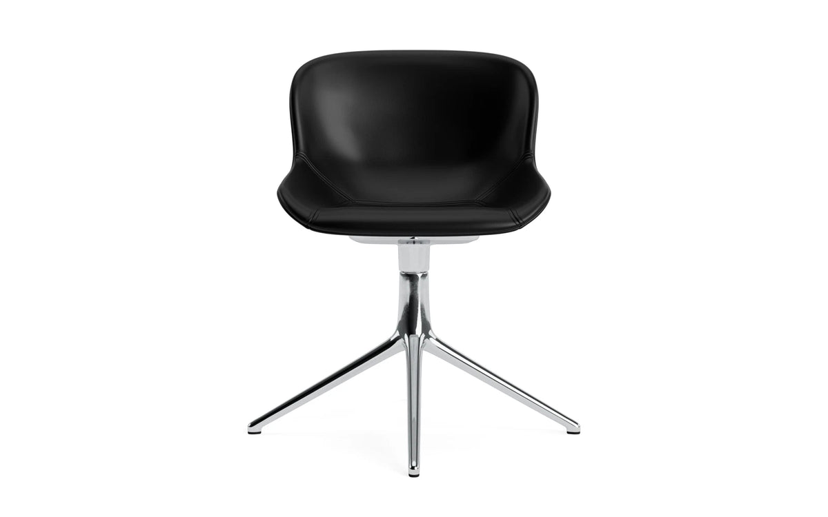 Hyg Drehstuhl gepolstert 4B aluminium Ultra leder in Ultra 41599 präsentiert im Onlineshop von KAQTU Design AG. Drehstuhl ist von Normann Copenhagen