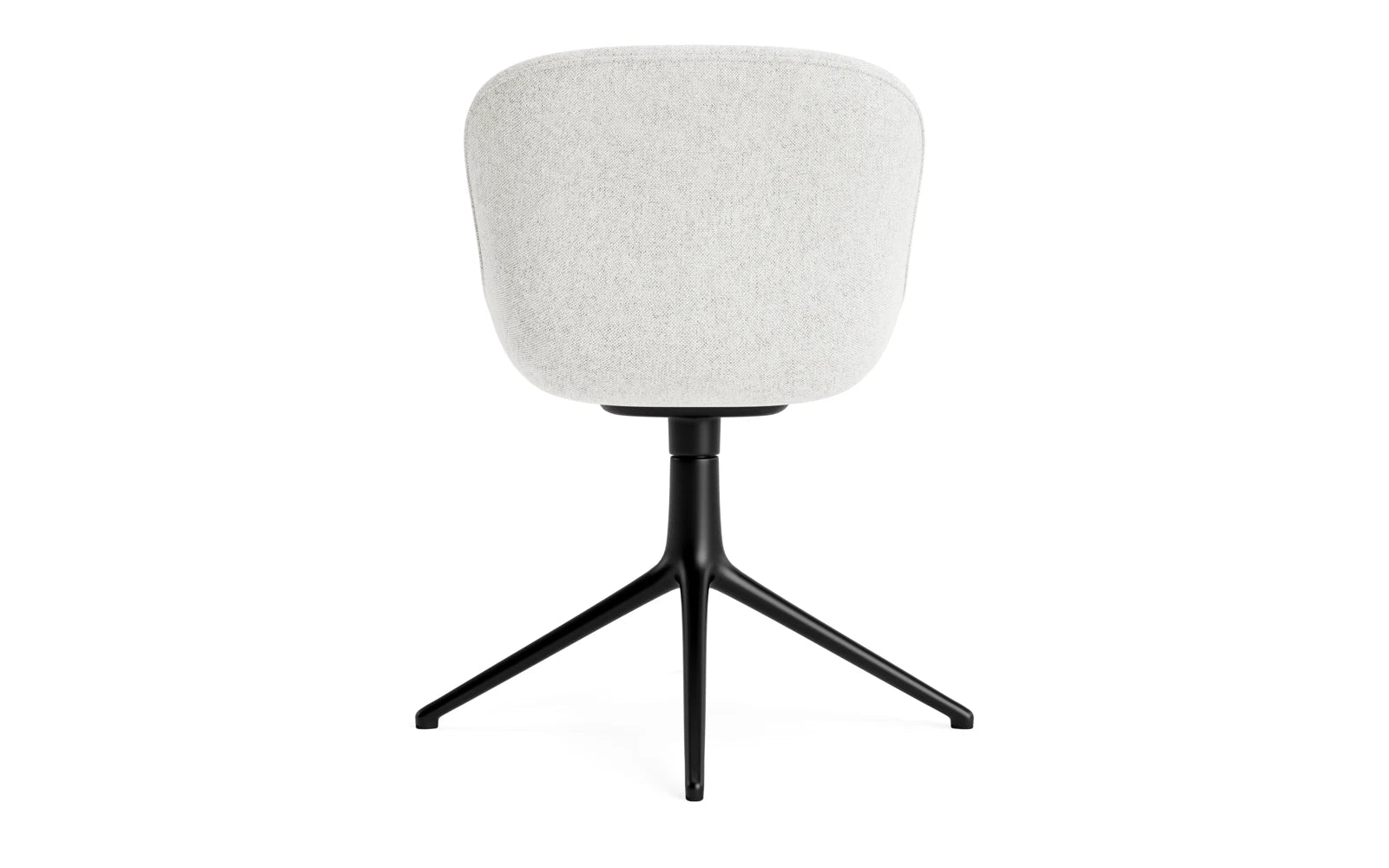 Erleben Sie den Hyg Drehstuhl von Normann Copenhagen: gepolstert, elegant und perfekt für gemütliche Ess- und Loungebereiche.