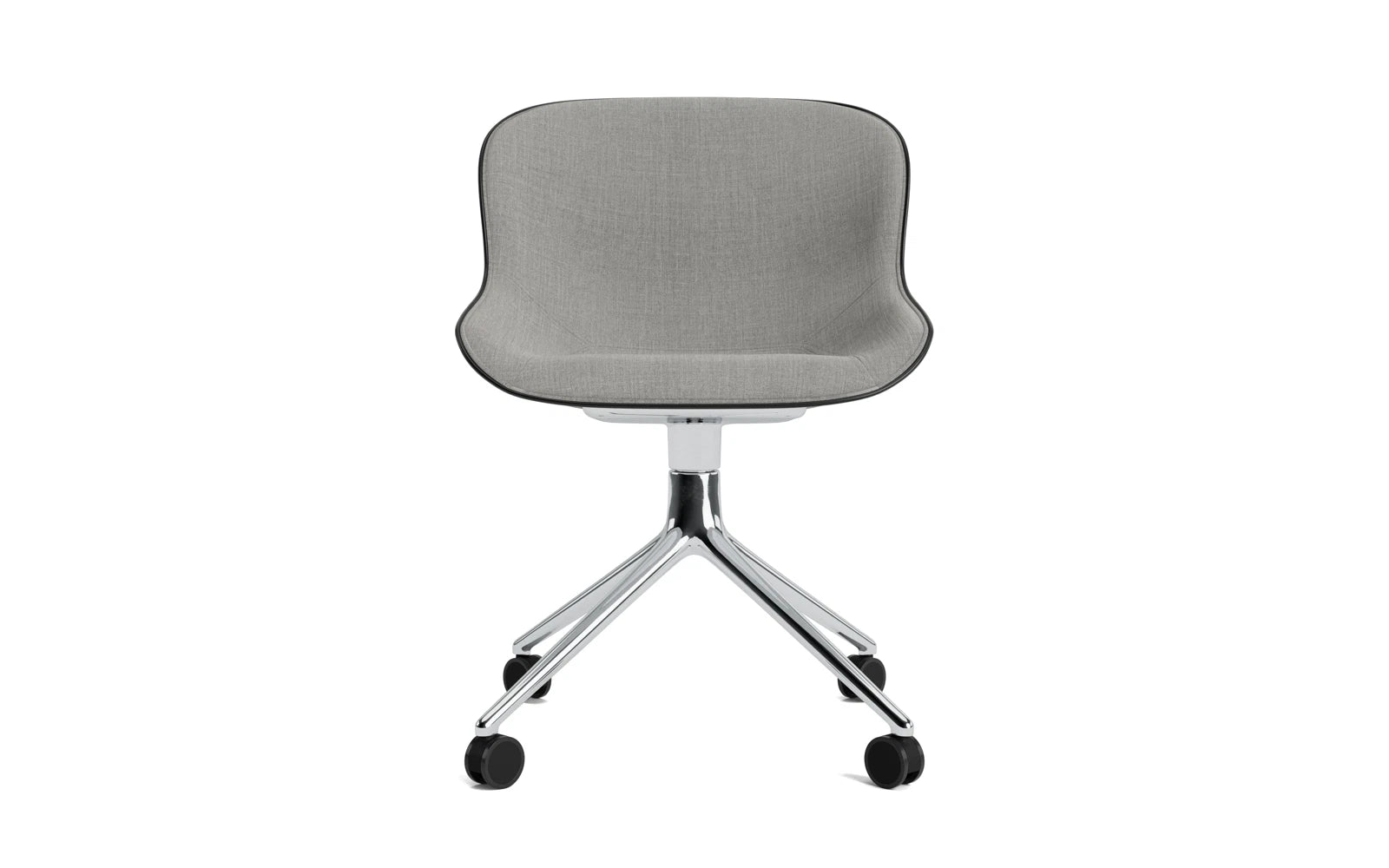 Erleben Sie den Hyg Drehstuhl 4W von Normann Copenhagen – ein eleganter, komfortabler Stuhl aus Aluminium mit gemütlichem Frontpolster, perfekt für Ihr Zuhause.